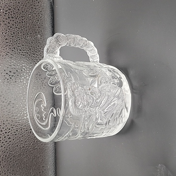 Vintage 1995 McDonald's Batman Forever Two Face Clear Mugs Set of 2 - Picture 3 of 12